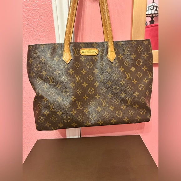 Louis Vuitton Wilshire MM Monogram M45644 - Picture 1 of 14